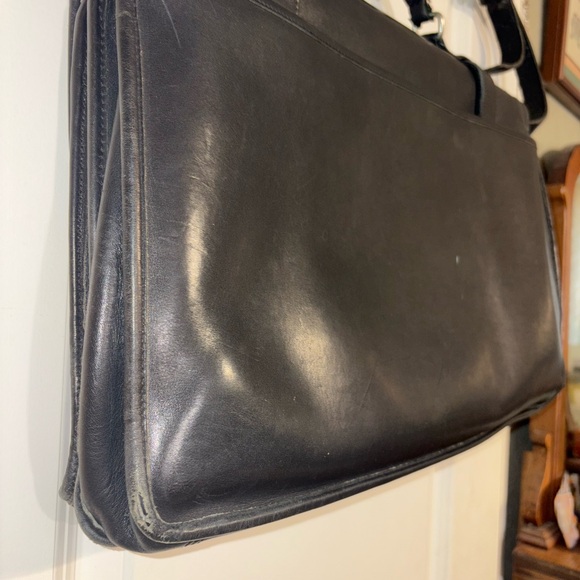 Coach Black Leather Buckle Flap Briefcase Messenger Bag 5325 (Unisex) - Picture 7 of 15